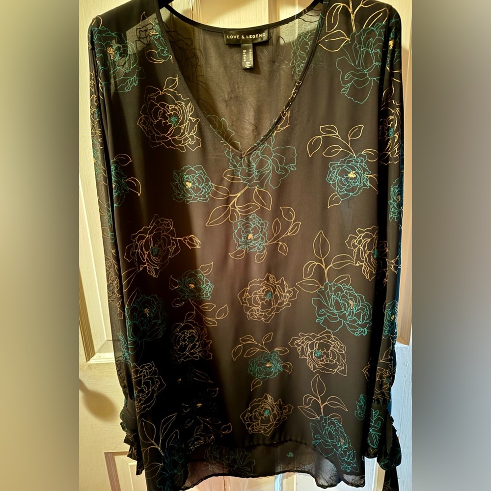 Love & Legend blouse size 20